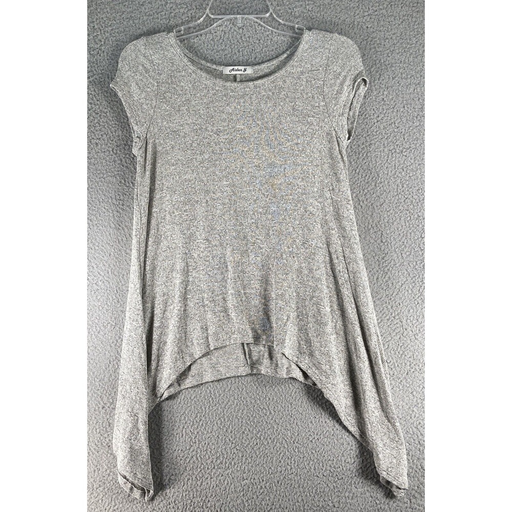 Aiden Y Sharkbite Hem Top Womens Small Grey Marled Knit Short Sleeve Y6695